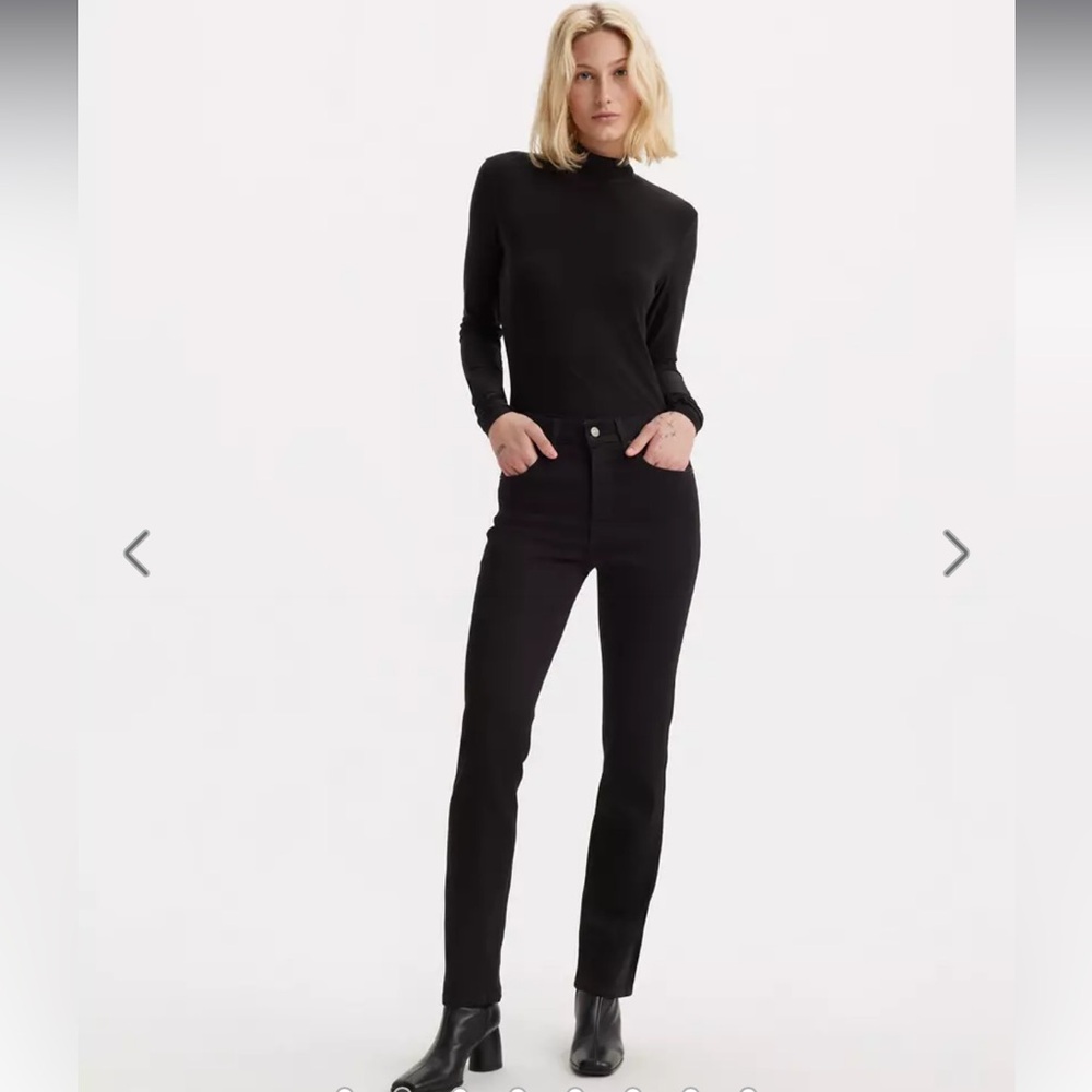 Levi’s 724 High-Rise Slim Straight in Soft Black - high stretch